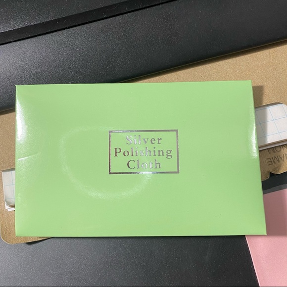 Tiffany Venezia Luce Mini Pendant Necklace - Picture 7 of 10